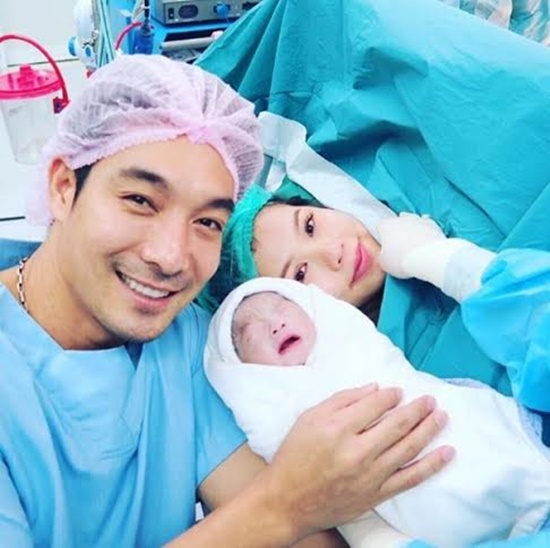 โอ๊ต วรวุฒิ