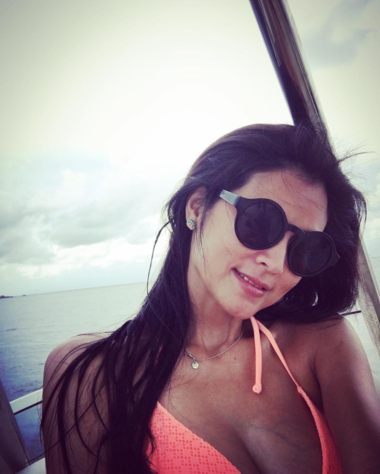 เจ เจตริน,ปิ่น