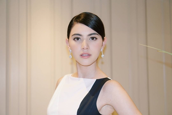 ใหม่ ดาวิกา