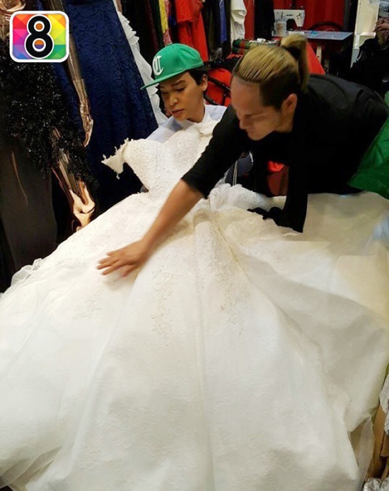 นาธาน โอมาน ชุดแต่งงาน