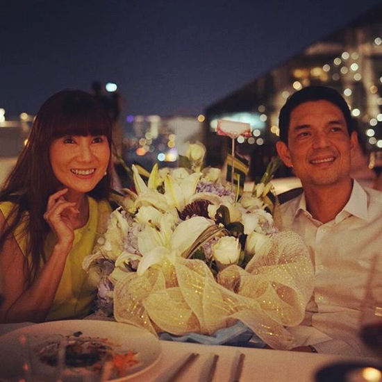 แก้ว อภิรดี 