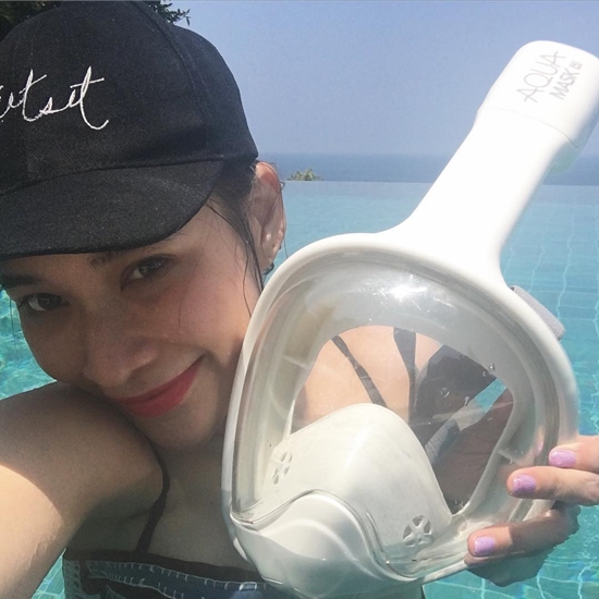 พลอย เฌอมาลย์