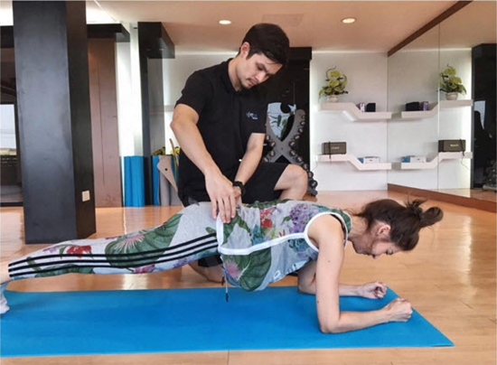 เอมี่ กลิ่นประทุม