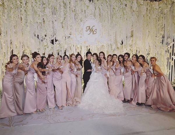 งานแต่งหญิงแย้