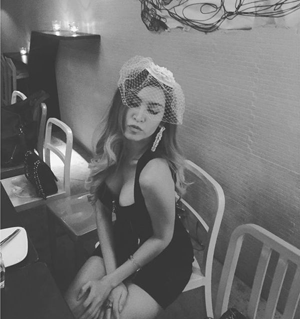 อีฟ พุทธธิดา