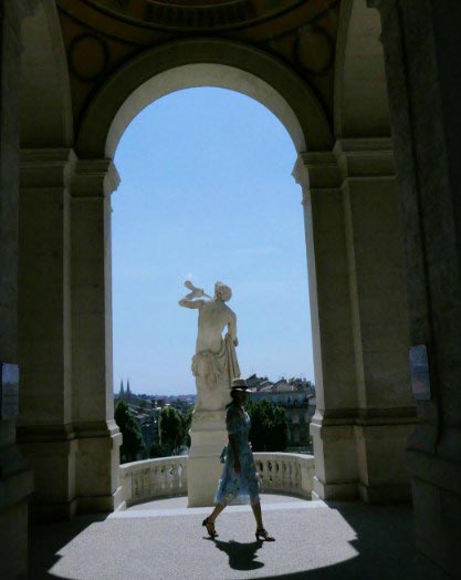 นุ่น วรนุช