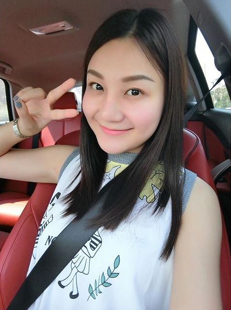 เอ็ม บุษราคัม