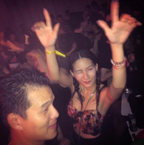 ชลลี่ ชล