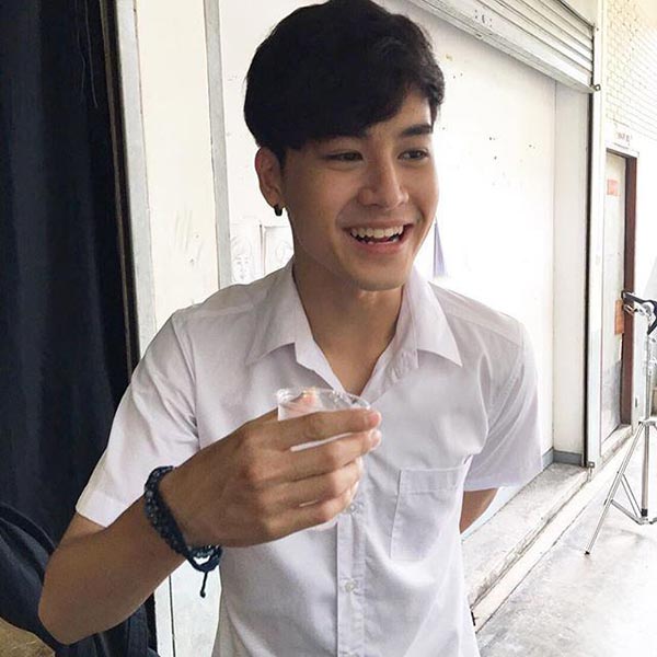 เก้า จิรายุ