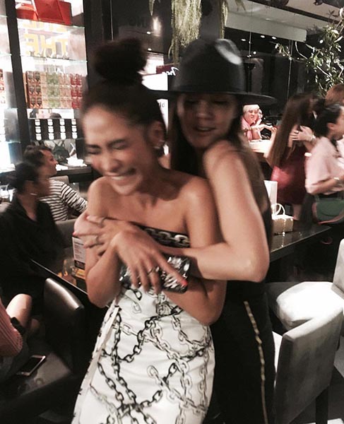 เจนี่ พลอย