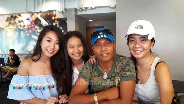 ไมค์ ภิรมย์พร