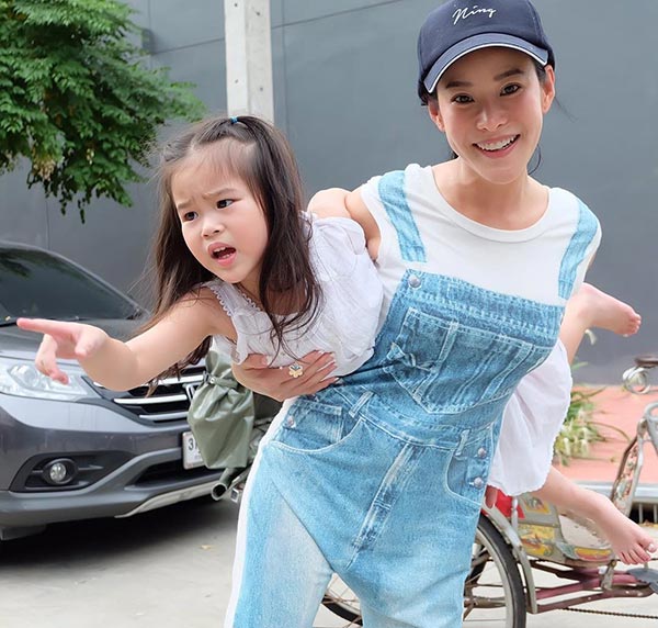 หนิง น้ำหวาน