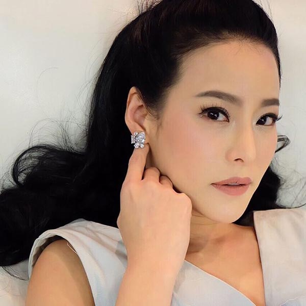 หนิง น้ำหวาน