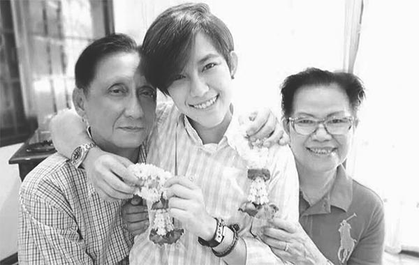 ติ๊นา ศุภนาฎ