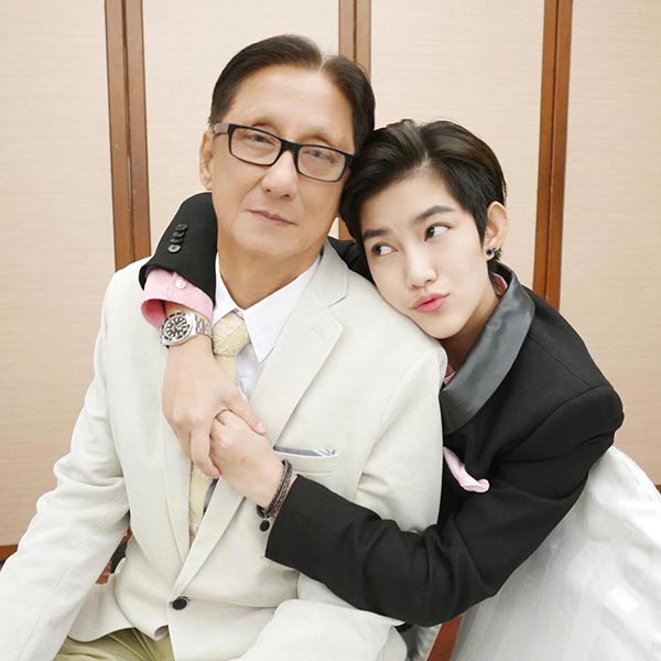 ติ๊นา ศุภนาฎ