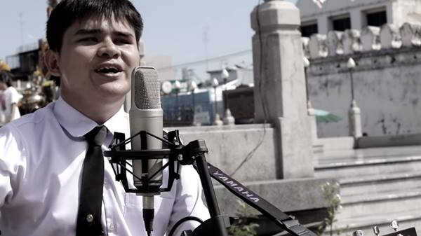 หมิง ร้อยเสียง ศิลปินตาบอด แต่งเพลง 
