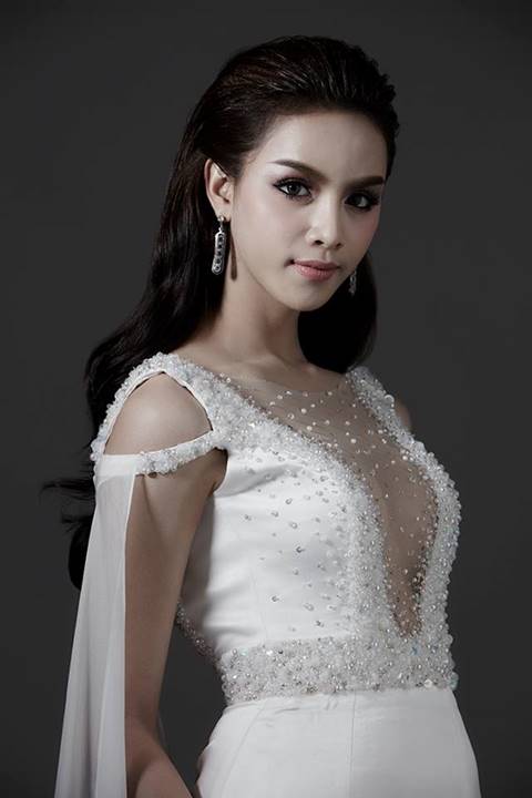 มิสทิฟฟานี่ ยูนิเวิร์ส 2016 เผยโฉม 30 สาวงามในชุดราตรี สวยปังอลังการ