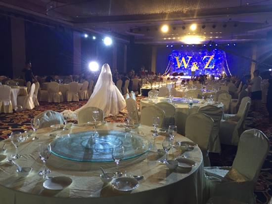 งานแต่งที่แทบไม่มีแขก เพราะฝนตกหนัก แต่คำพูดของเจ้าสาวทำเอาซึ้ง