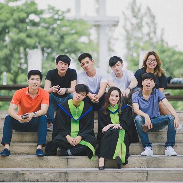 กันต์ ฮอร์โมน รับปริญญาพร้อม ปิ่น แฟนสาว โรแมนติกเกิ๊น..งานรับปริญญาใจก็มา