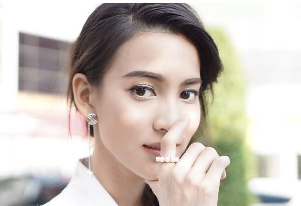 ส่องภาพ กรีน อัษฎาพร ยิ่งนับวันยิ่งสวยใสออร่ากระจาย