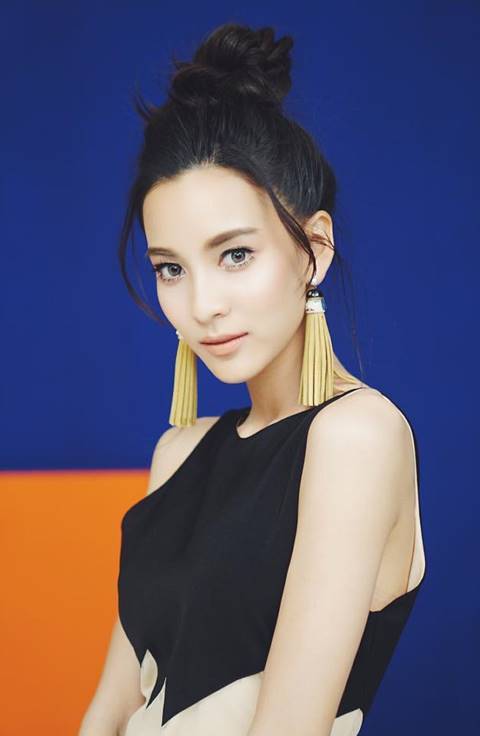 ส่องภาพ กรีน อัษฎาพร ยิ่งนับวันยิ่งสวยใสออร่ากระจาย