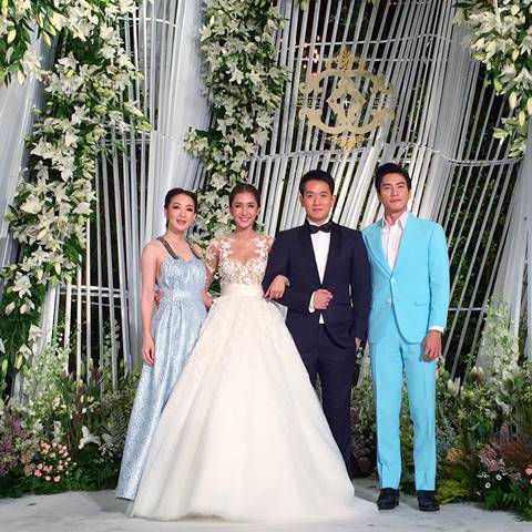 ภาพงานแต่ง เนย โชติกา ไฮโซอาร์ม