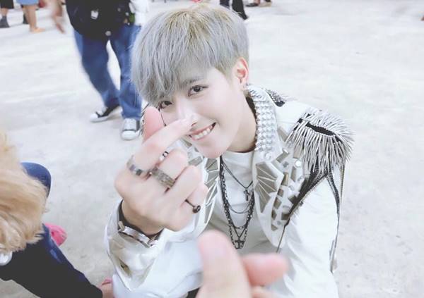 เกรซ ศิรประภา ลูกสาว สายัณห์ สัญญา หล่อเท่จนสาว ๆ กรี๊ด