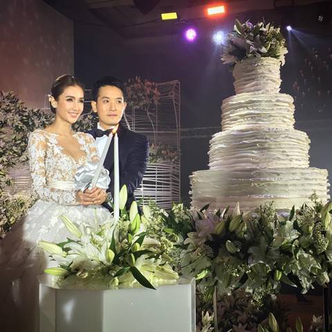 ภาพงานแต่ง เนย โชติกา ไฮโซอาร์ม