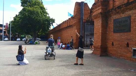 นักท่องเที่ยวจีน เที่ยวไทยน้อยลง เหตุเจอกระแสโซเชียลไทยถล่ม