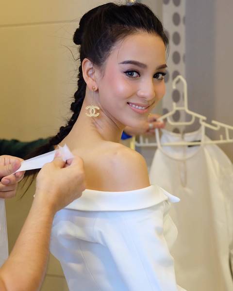 ส่องภาพ กรีน อัษฎาพร ยิ่งนับวันยิ่งสวยใสออร่ากระจาย