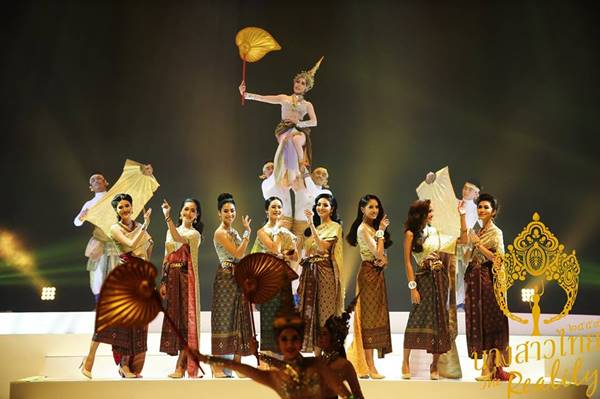 ลุ้นพร้อมกัน !! ตำแหน่ง นางสาวไทย 2559 จะเป็นของใคร คืนนี้รู้แน่นอนลุ้นพร้อมกัน !! ตำแหน่ง นางสาวไทย 2559 จะเป็นของใคร คืนนี้รู้แน่นอน