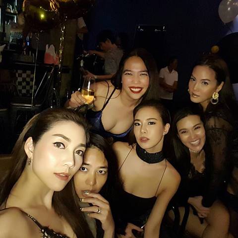 ยอมแล้ววว.. เจนี่ จัดชุดเด็ด โชว์แก้มก้นในงานวันเกิด แซ่บเผ็ดพริกยกเข่ง !!