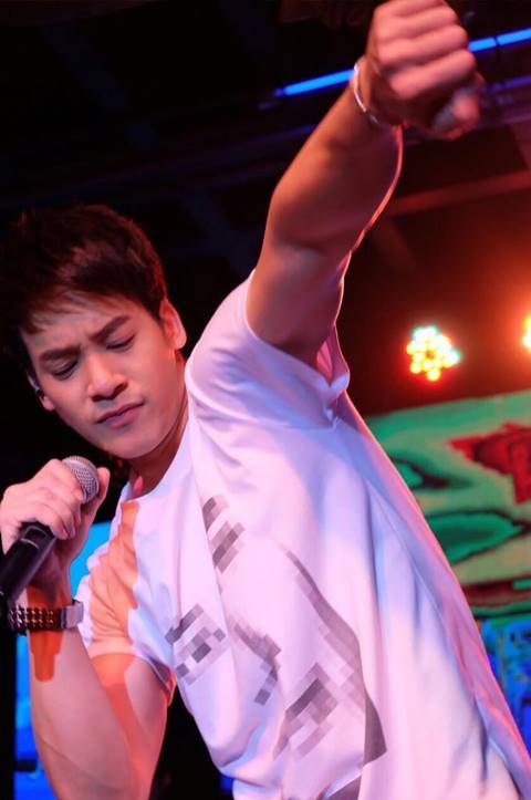 บี้ สุกฤษฎิ์ แจงภาพสาวเต้นยั่ว แค่การแสดง ขำตัวเองได้แต่เก็บอาการ