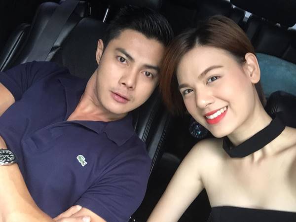 แมน การิน สยิวกิ้ว ถ่ายแบบกับคุณภรรยา โดนลูบไล้อก ถึงกับค้าง