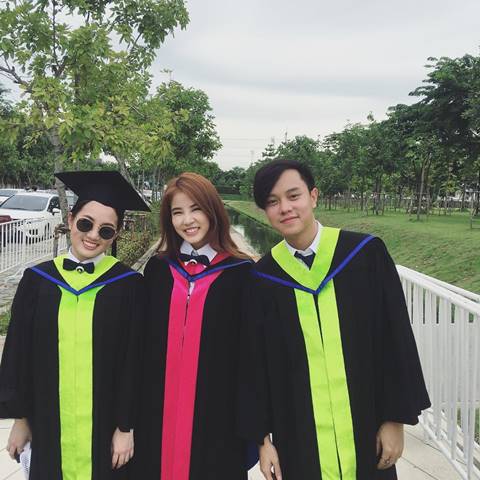 กันต์ ฮอร์โมน รับปริญญาพร้อม ปิ่น แฟนสาว โรแมนติกเกิ๊น..งานรับปริญญาใจก็มากันต์ ฮอร์โมน รับปริญญาพร้อม ปิ่น แฟนสาว โรแมนติกเกิ๊น..งานรับปริญญาใจก็มา