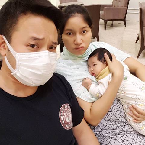 น้องปริม ลูกสาวแม่เบนซ์ พ่อมิค ป่วยเข้าโรงพยาบาลซะแล้ว