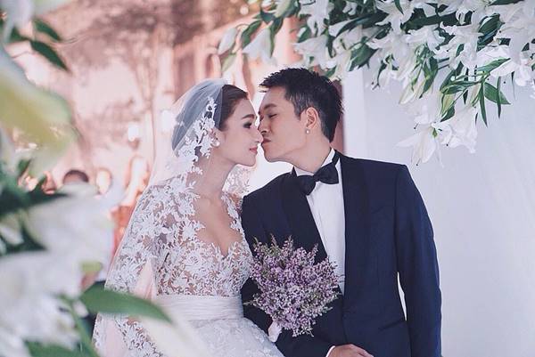 ภาพงานแต่ง เนย โชติกา ไฮโซอาร์ม