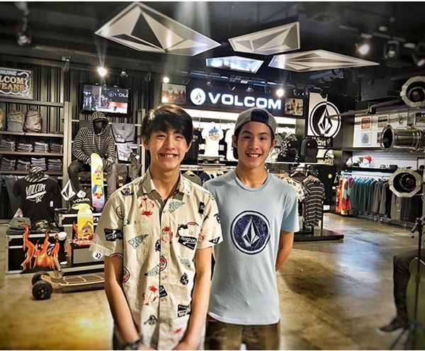 ทีมสะใภ้มโนร้องไห้หนักมาก พ่อเจ ส่ง #เจ้านาย #เจ้าขุน กลับอังกฤษแล้ว