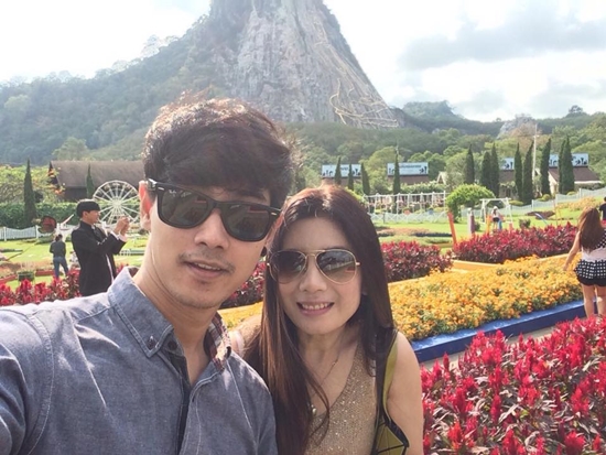 กานต์ เมียเก่า เสก โลโซ แชะภาพคู่หนุ่มหล่อ แซวสนั่นหวานใจคนใหม่หรือเปล่ากานต์ เมียเก่า เสก โลโซ แชะภาพคู่หนุ่มหล่อ แซวสนั่นหวานใจคนใหม่หรือเปล่า