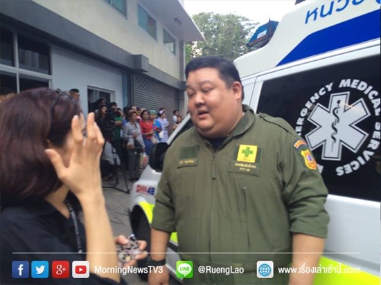 จิ๊ก เนาวรัตน์ แต่งหน้าศพ ปอ ทฤษฎี-เพื่อนดารา แฟนคลับ ร่วมส่งปอกลับบ้าน