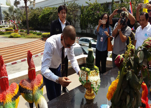 จบด้วยดี ! แจ๊ส ชวนชื่น รุดขอขมาสถานที่-ชาวพัทยา เหตุดราม่าเพลงยับแม่