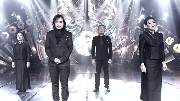 ยอดวิวถล่มทลาย ! ตุ๊กกี้ โชว์น้ำเสียงอีสานในเพลง 