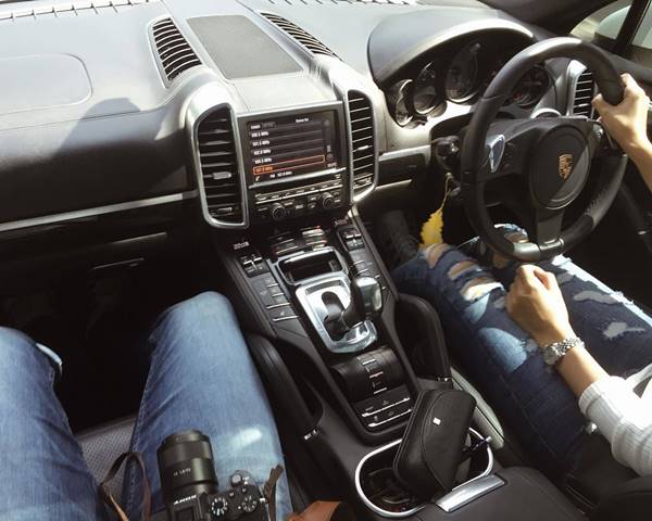 เปิดคลังรถหรู หมาก ปริญ แต่ละคันสวยแจ่มว้าว...ราคาเป็นล้าน ! เปิดคลังรถหรู หมาก ปริญ แต่ละคันสวยแจ่มว้าว...ราคาเป็นล้าน !เปิดคลังรถหรู หมาก ปริญ แต่ละคันสวยแจ่มว้าว...ราคาเป็นล้าน !