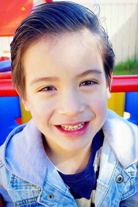 น้องวิลเลี่ยม หนุ่มน้อยลูกครึ่ง หน้าเหมือน ณเดชน์-มาริโอ้ เป๊ะ