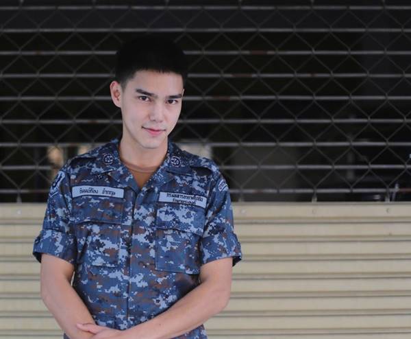 บูม กิตตน์ก้อง กับบัดดี้คู่ใจ มิตรภาพในค่ายทหาร เพื่อนกันไม่มีชนชั้น