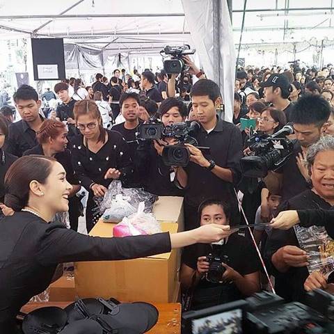 ผจก. มิน พีชญา ซัดคืนหลังโดนเม้าท์ แซงคิวเข้าวัง ลั่นอย่าเอาแต่สนุกปาก