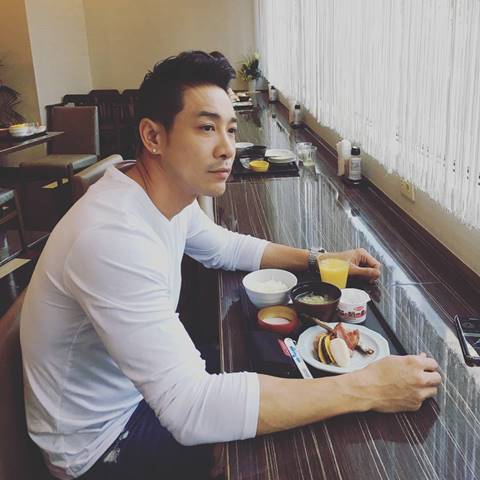 บอย พิษณุ หยอดคำอวยพรสุดหวาน บอกรักแฟนสาวที่คบกันนาน 9 ปีเต็ม