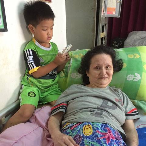 น่ารัก ! แพท ณปภา โชว์เต้น PPAP ให้คุณแม่ดู เห็นแล้วยิ้มตามเลย