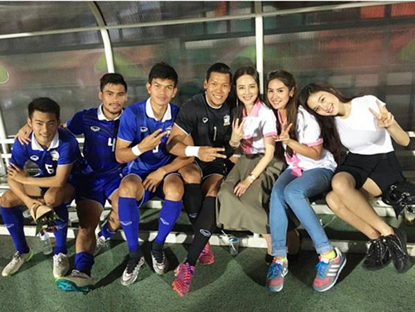 แอบส่องภาพ มะนาว - กวินทร์ กับโมเมนต์หวาน ที่ไม่ได้เห็นกันบ่อย ๆ