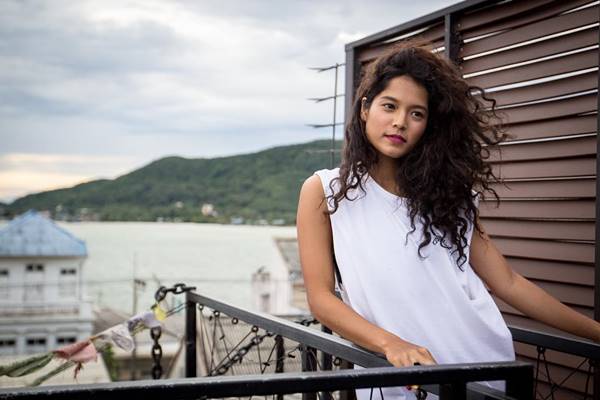 ส่องภาพ แนนซี่ แฟนสาว อะตอม ชนกันต์ อู้หู...แซ่บเผ็ดรสต้มยำกุ้ง